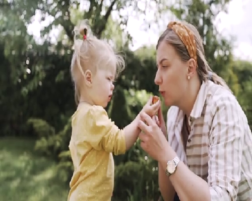 宝贝排便不畅困扰？宝宝便秘解决方案大揭秘！